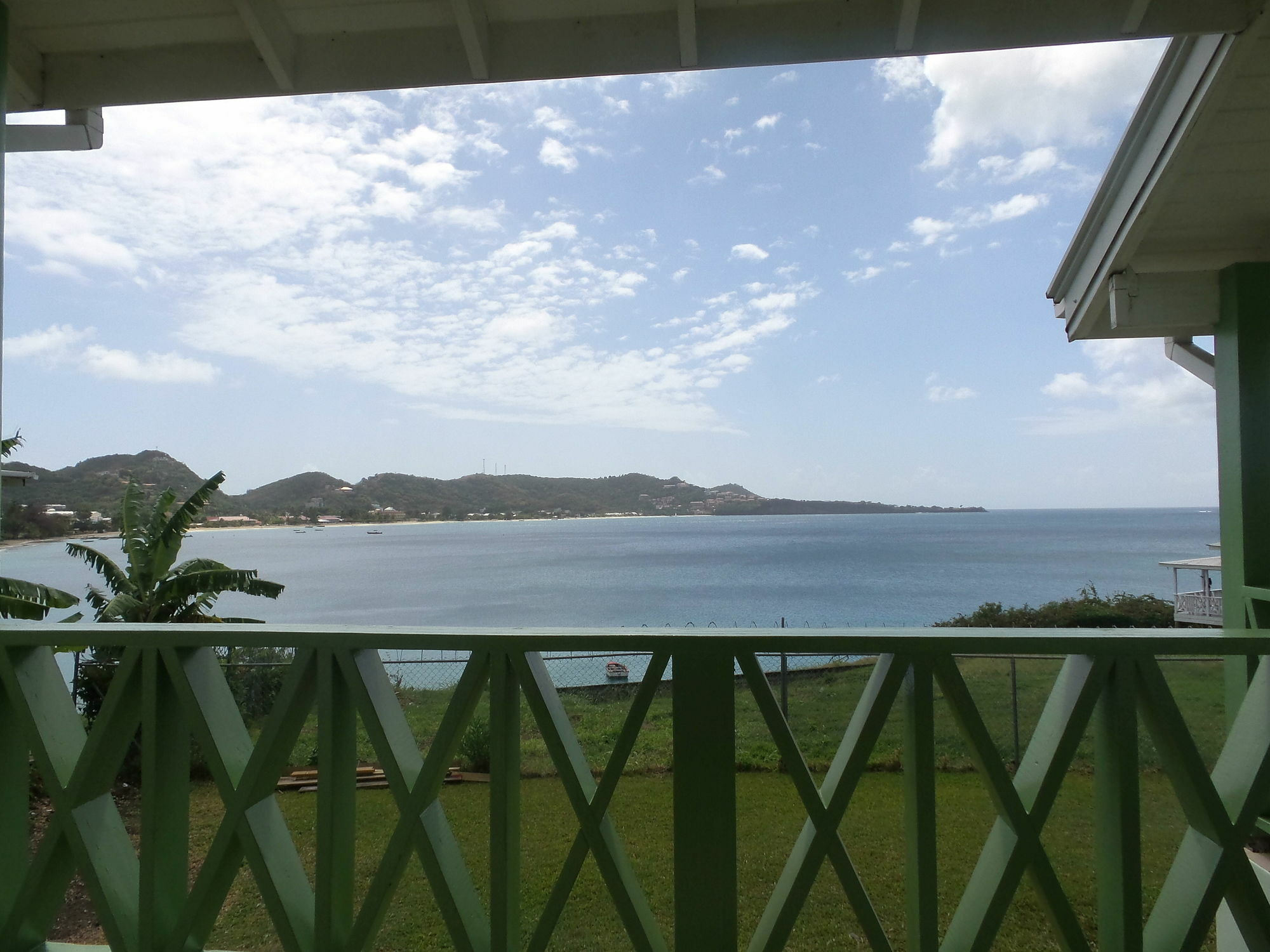 Capt. Harris Suites St. George's Exterior photo
